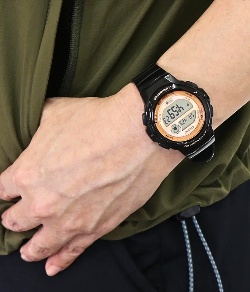 Hình ảnh Đồng Hồ Casio Nữ LWS-1200H-1AVDF