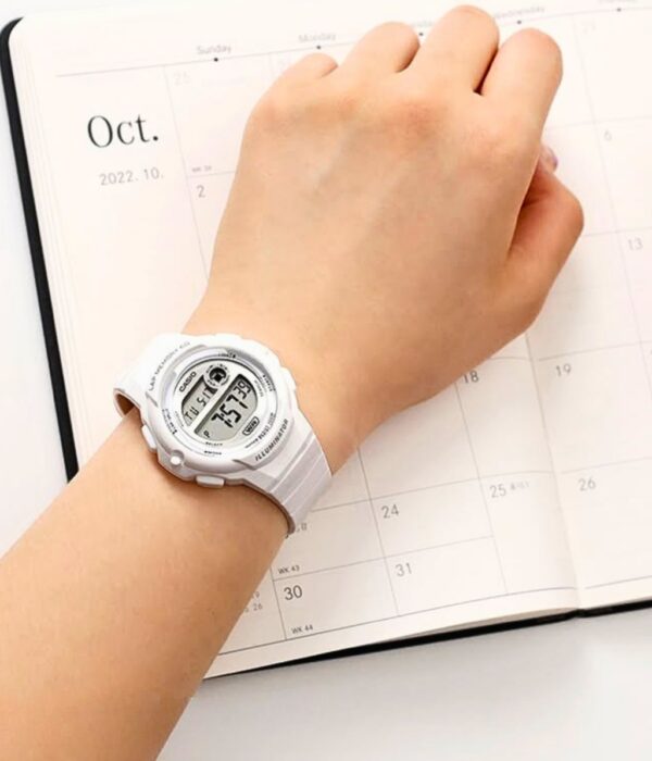 Hình ảnh Đồng Hồ Casio Nữ LWS-1200H-7A1VDF