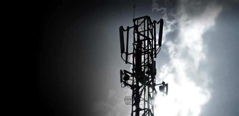 Mô phỏng 6 trạm phát sóng Multiband 6 toàn cầu