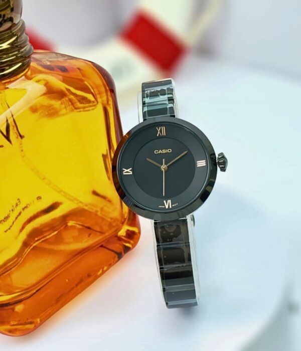 Hình ảnh Đồng Hồ Casio Nữ LTP-E154B-1ADF
