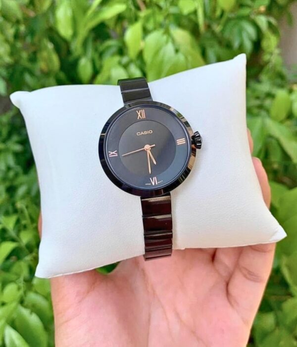 Hình ảnh Đồng Hồ Casio Nữ LTP-E154B-1ADF