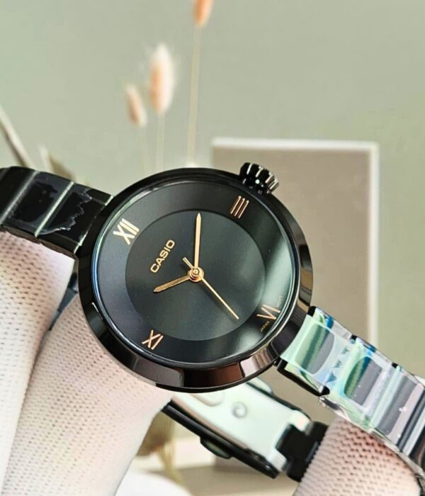 Hình ảnh Đồng Hồ Casio Nữ LTP-E154B-1ADF