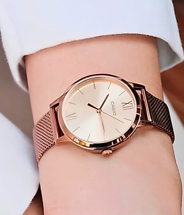 Hình ảnh Đồng Hồ Casio Nữ LTP-E157MR-9ADF