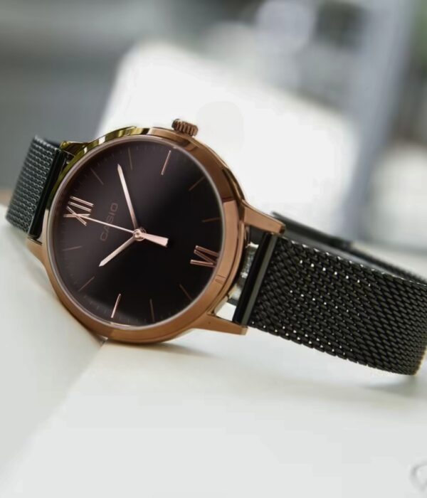 Hình ảnh Đồng Hồ Casio Nữ LTP-E157MRB-1BDF