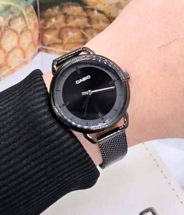 Hình ảnh Đồng Hồ Casio Nữ LTP-E413MB-1ADF