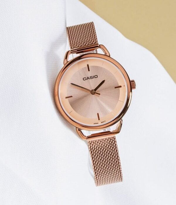 Hình ảnh Đồng Hồ Casio Nữ LTP-E413MR-9ADF
