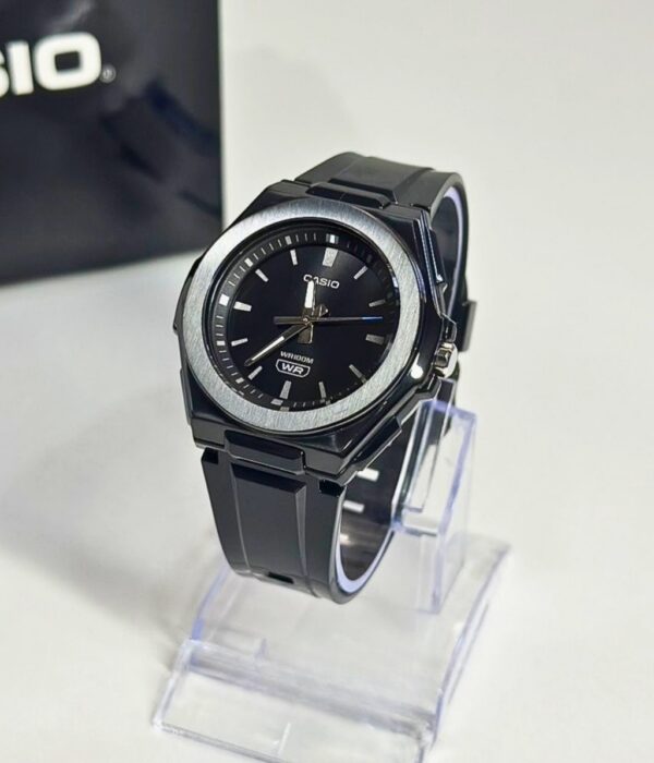 Hình ảnh Đồng Hồ Casio Nữ LWA-300HB-1EVDF