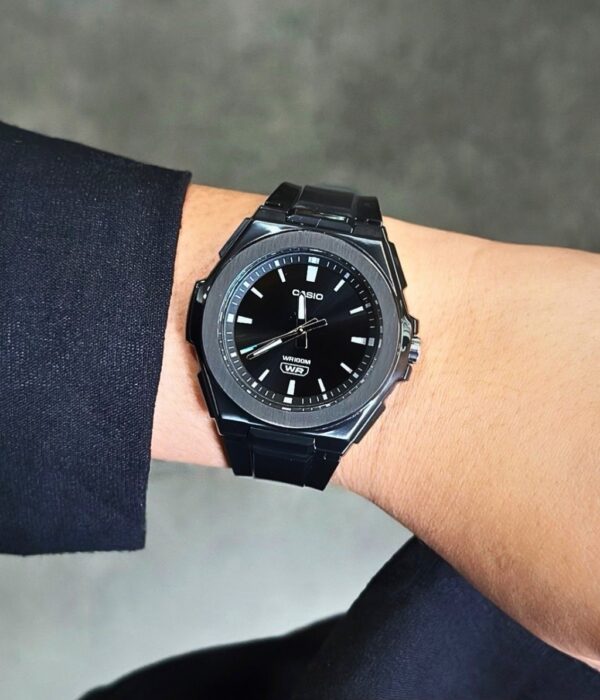 Hình ảnh Đồng Hồ Casio Nữ LWA-300HB-1EVDF