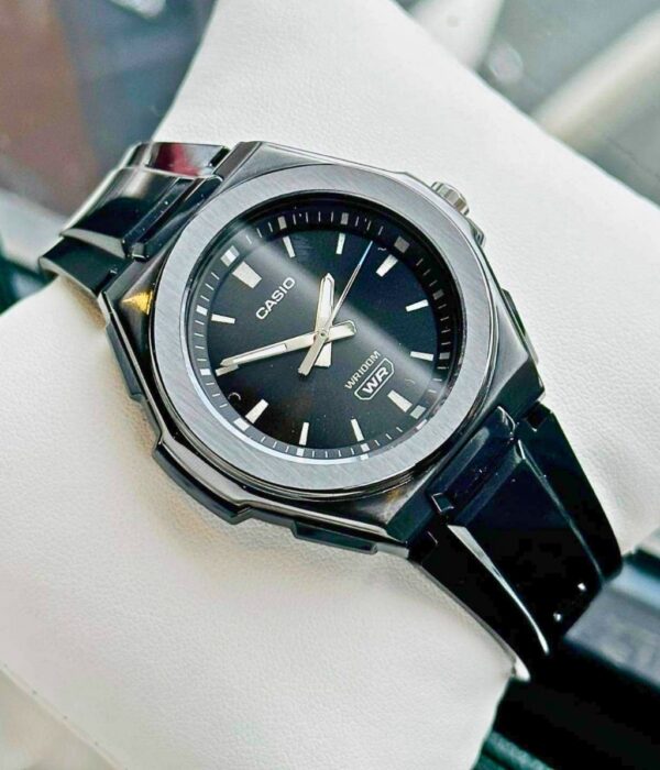 Hình ảnh Đồng Hồ Casio Nữ LWA-300HB-1EVDF