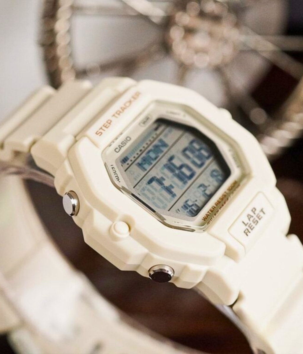 Hình ảnh Đồng Hồ Casio Nữ LWS-2200H-8AVDF